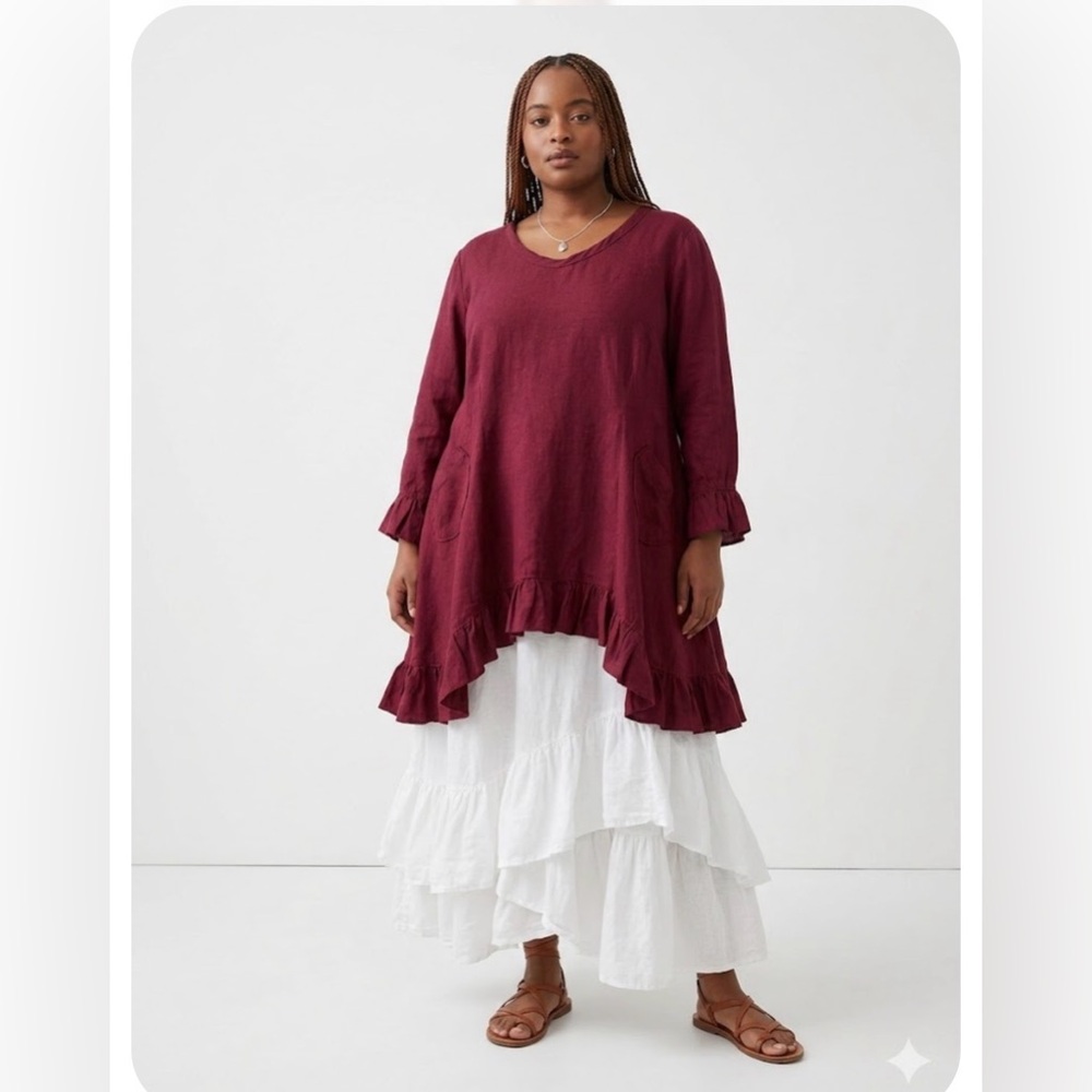 Heart's Desire Butterfly Burgundy Linen Top - Picture 2 of 12